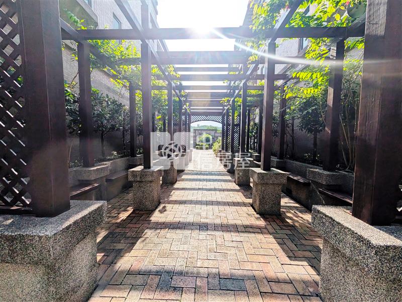盧森堡公園別墅房屋室內格局與周邊環境