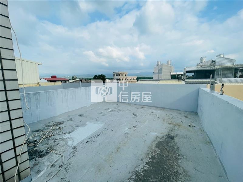 斗六重光車庫透天房屋室內格局與周邊環境