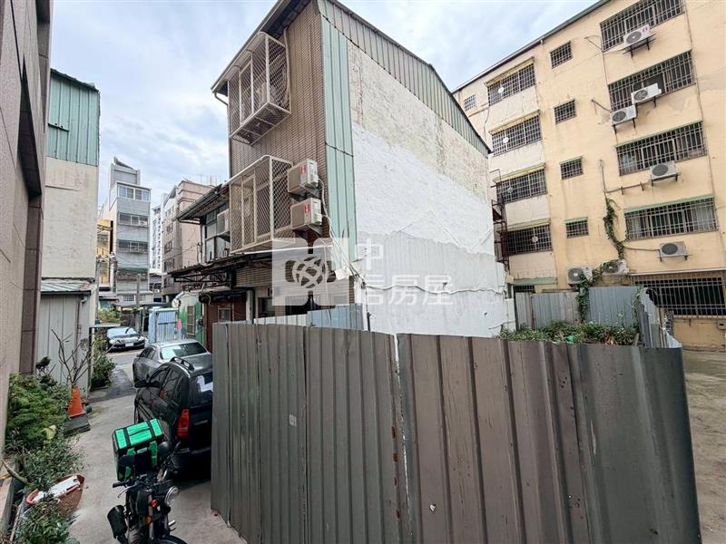 柳川水岸旁商一建地附建照房屋室內格局與周邊環境