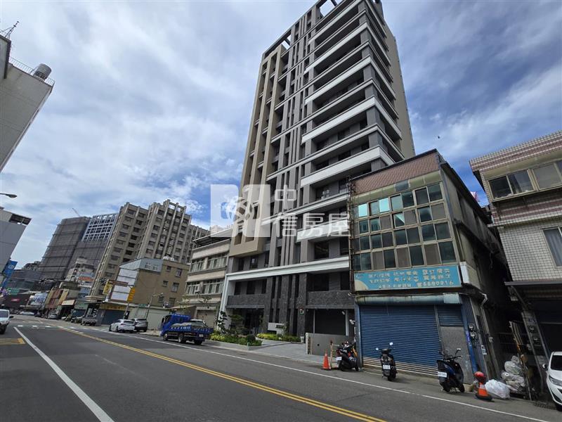 竹北喜來登Read One 全新三房平車房屋室內格局與周邊環境
