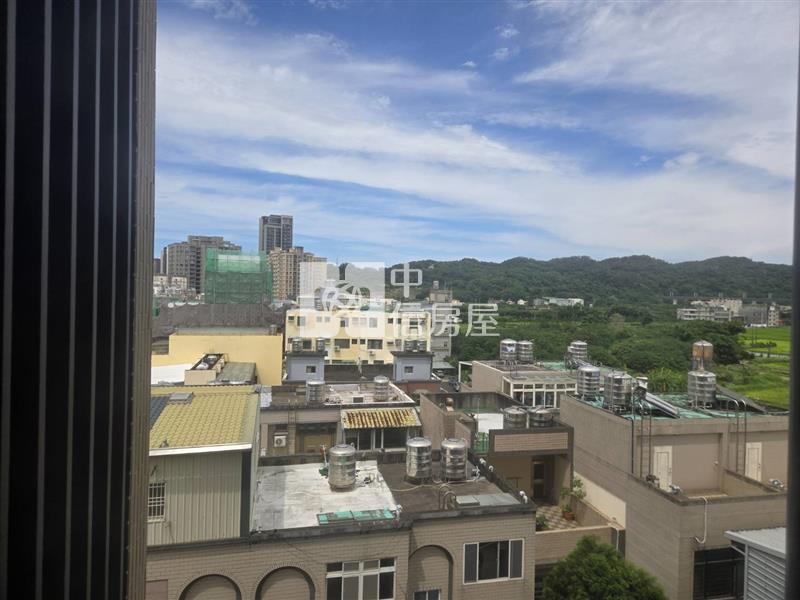 竹北喜來登Read One 全新三房平車房屋室內格局與周邊環境