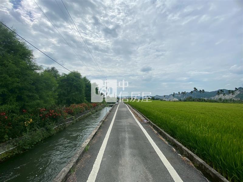 草屯大面寬農地- 荔枝園房屋室內格局與周邊環境