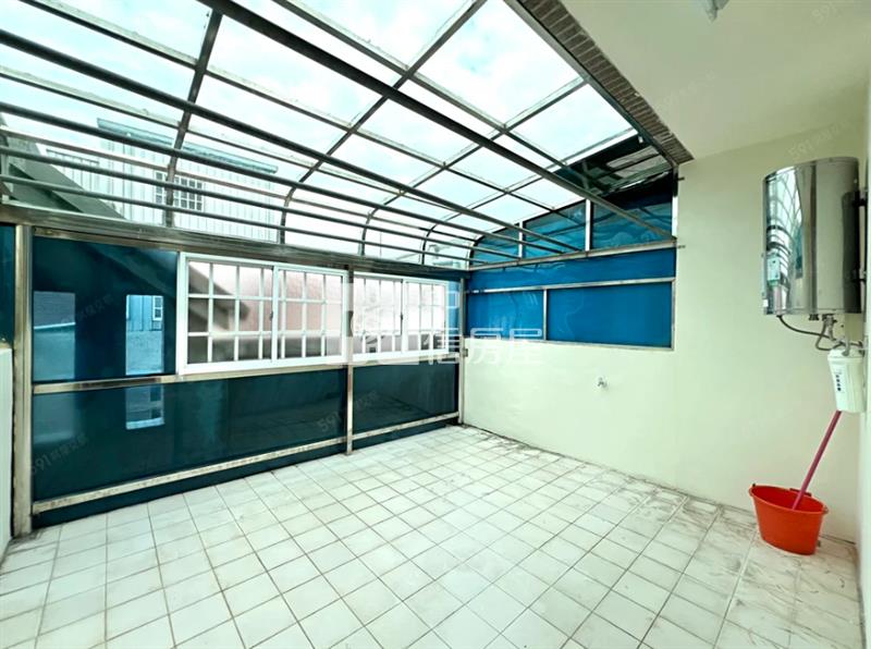 楊新路整新美別墅房屋室內格局與周邊環境