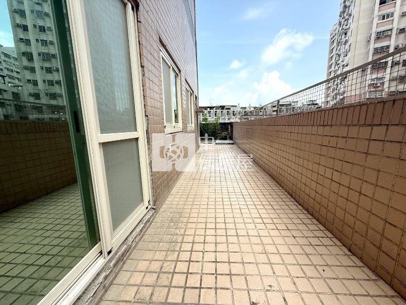 望族二期美三房房屋室內格局與周邊環境
