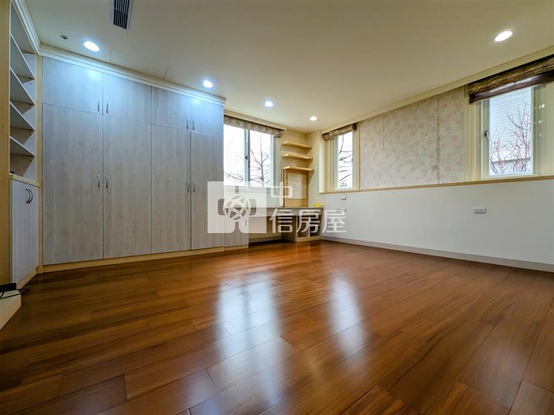 楊梅青鼎帝悅獨棟莊園別墅,前庭後院,玻璃屋花園房屋室內格局與周邊環境