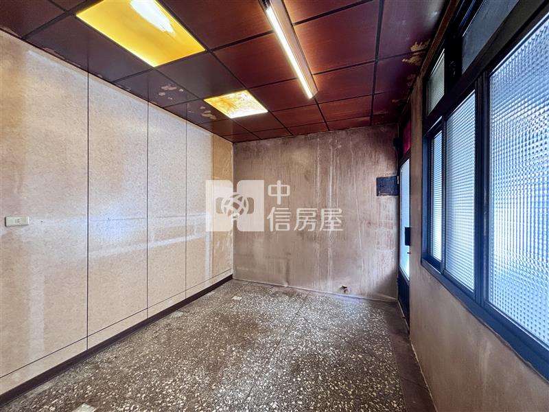後龍交流道透天房屋室內格局與周邊環境