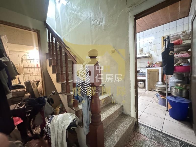宋屋國小全聯社 活巷透天房屋室內格局與周邊環境