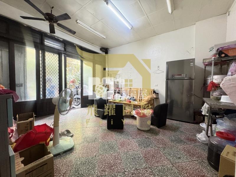 宋屋國小全聯社 活巷透天房屋室內格局與周邊環境