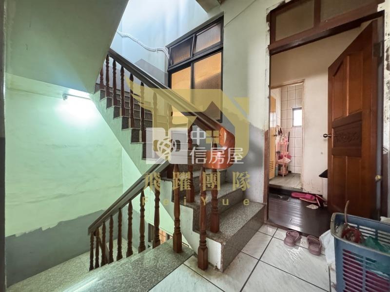 宋屋國小全聯社 活巷透天房屋室內格局與周邊環境