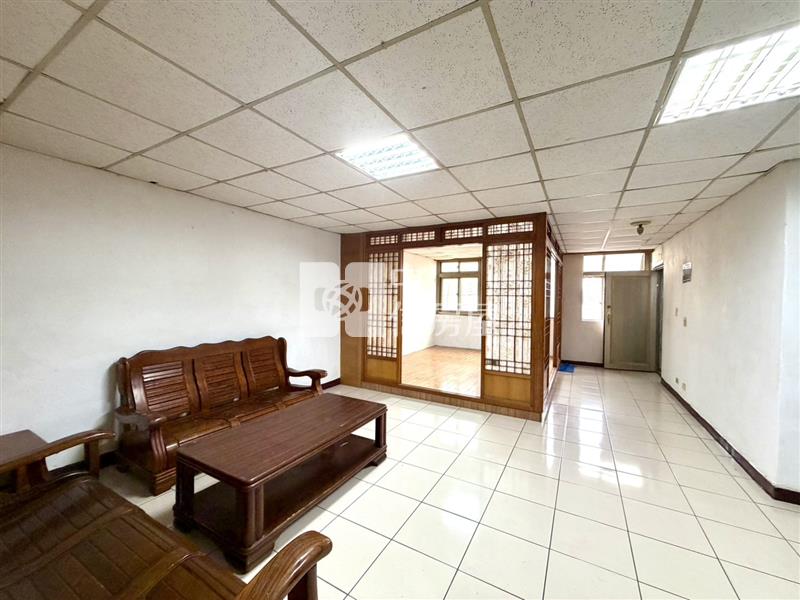 近平鎮高中公寓2樓房屋室內格局與周邊環境