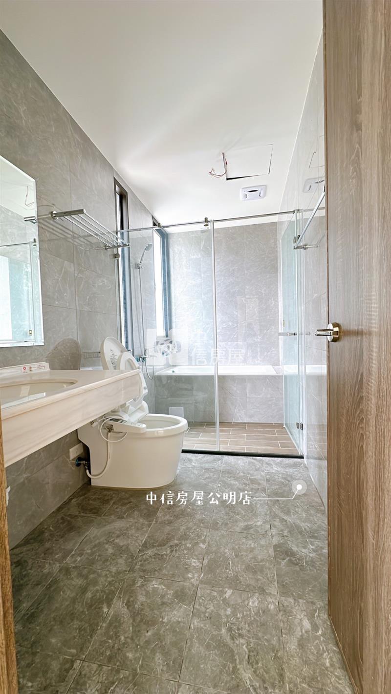 大面寬雙車庫別墅 大埔美工業區大智匯A1房屋室內格局與周邊環境