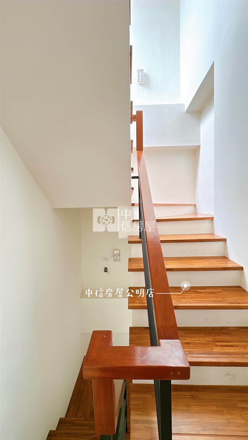 大面寬雙車庫別墅 大埔美工業區大智匯A1房屋室內格局與周邊環境
