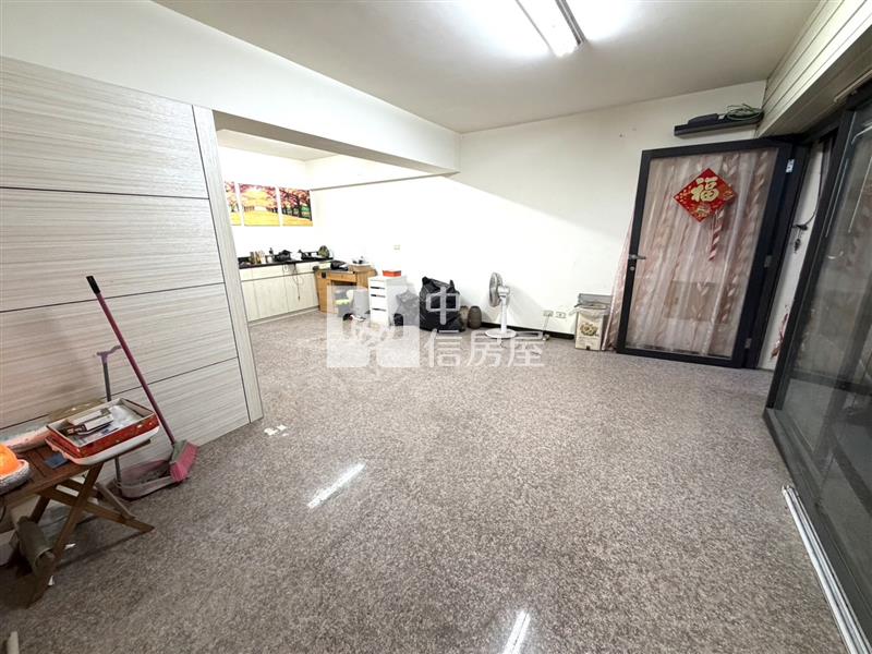 專-中壢好市多邊間大地坪雙車位透天房屋室內格局與周邊環境