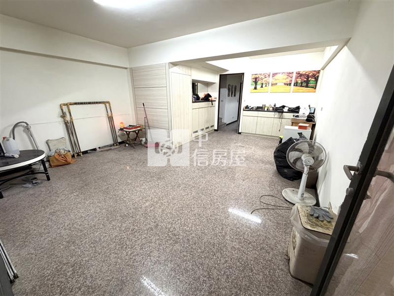 專-中壢好市多邊間大地坪雙車位透天房屋室內格局與周邊環境