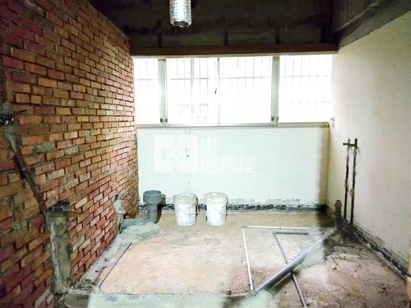 竹東超大戶華廈房屋室內格局與周邊環境