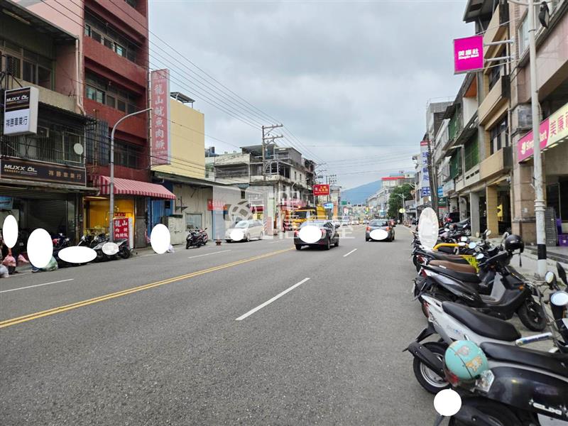 竹東超大戶華廈房屋室內格局與周邊環境
