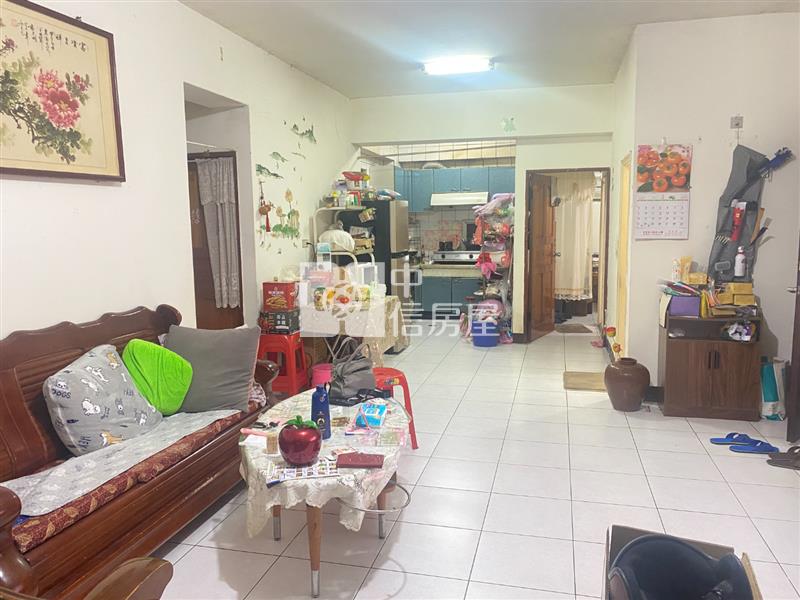 專任-龍潭干城路電梯三房房屋室內格局與周邊環境