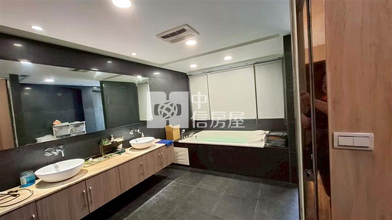 美群國小臨路透店房屋室內格局與周邊環境