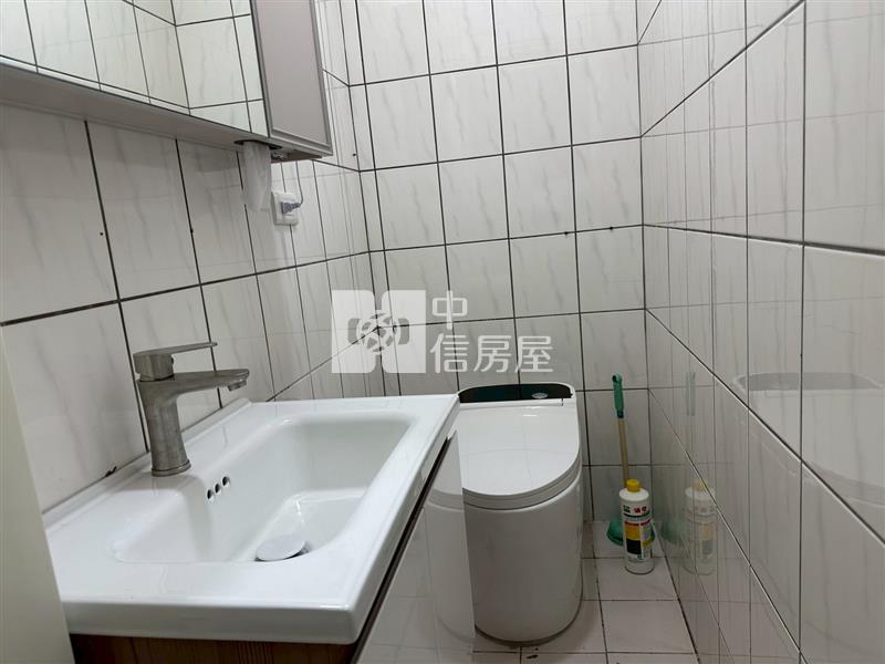 近高鐵南路椰城別莊別墅房屋室內格局與周邊環境