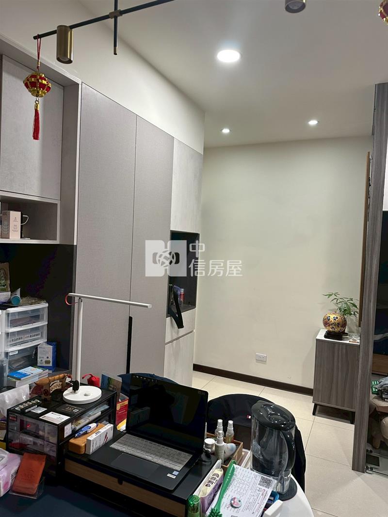 專-中央大學湖景三房車房屋室內格局與周邊環境