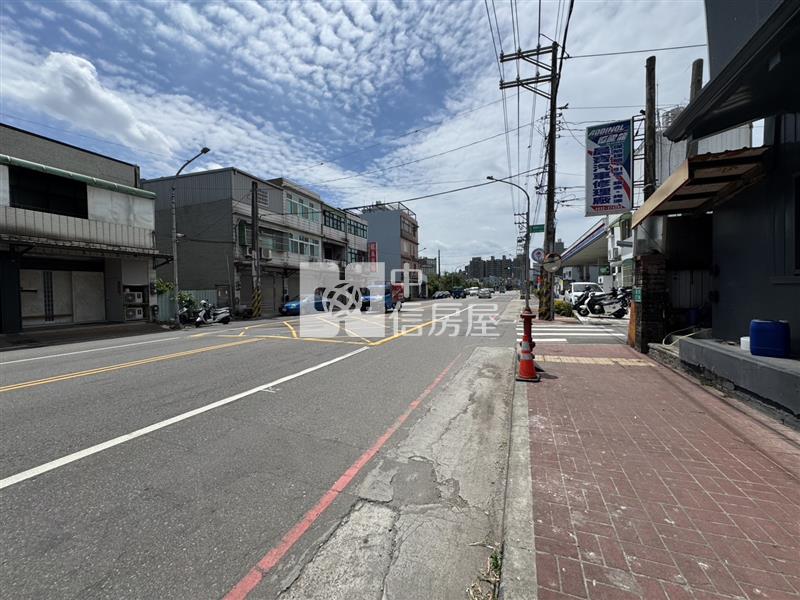 鑫聖中信-龍壽街透天店面房屋室內格局與周邊環境