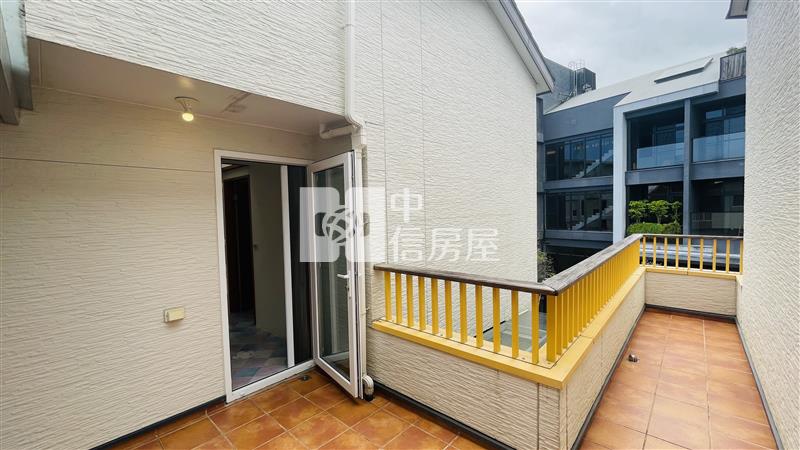 礁溪別墅區獨棟花園溫泉泳池別墅~層峰典藏房屋室內格局與周邊環境