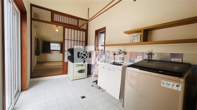 礁溪別墅區獨棟花園溫泉泳池別墅~層峰典藏房屋室內格局與周邊環境