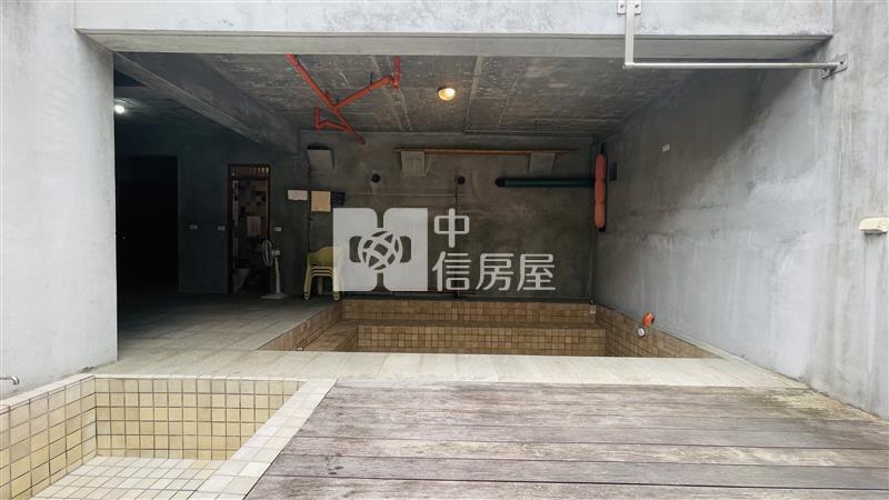 礁溪別墅區獨棟花園溫泉泳池別墅~層峰典藏房屋室內格局與周邊環境