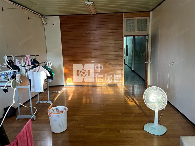 龍壽街透天店面房屋室內格局與周邊環境