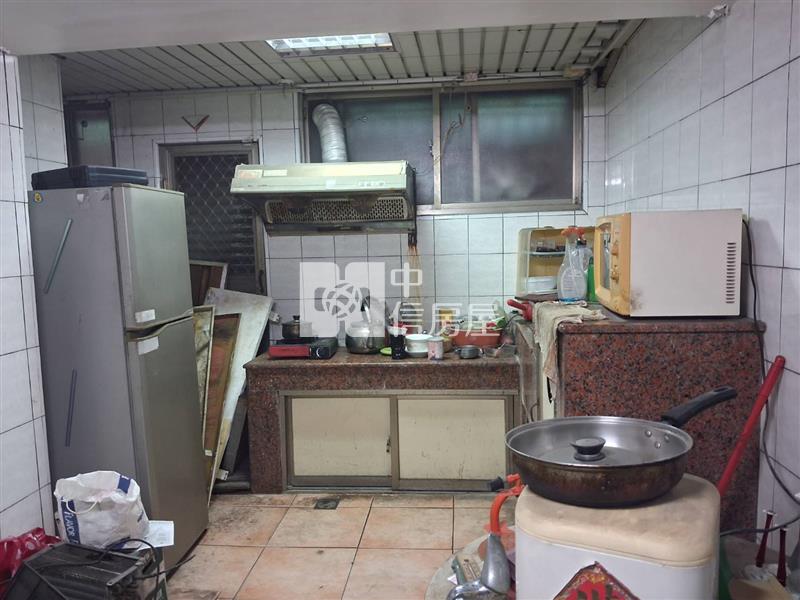 大昌義華商圈臨10米路店面透天房屋室內格局與周邊環境