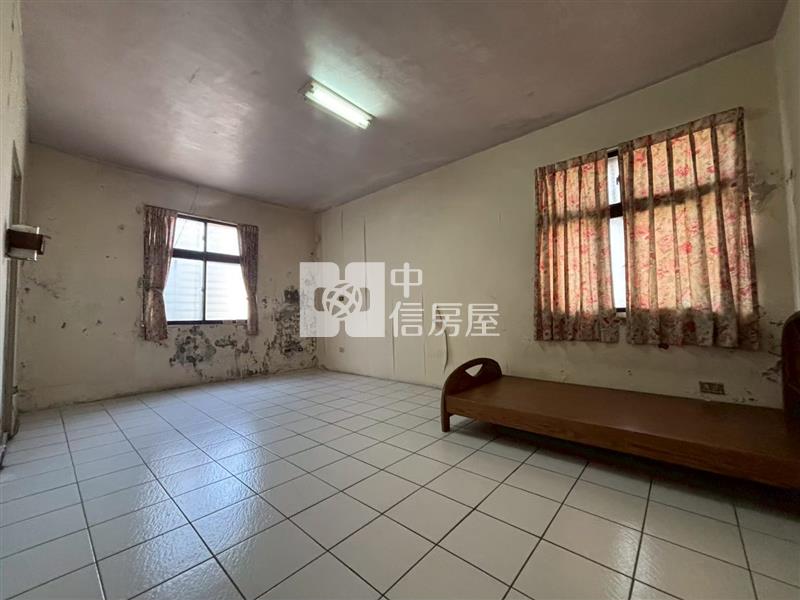 桃園區中山路愛買商圈稀有公寓2樓房屋室內格局與周邊環境
