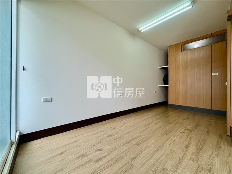 大里低總價美透天房屋室內格局與周邊環境
