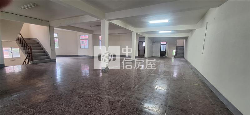 【奔馳】桃園區三角窗廠房