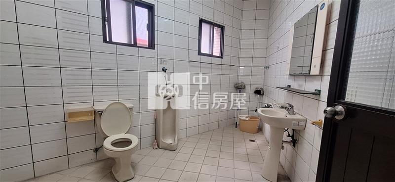 【奔馳】桃園區三角窗廠房房屋室內格局與周邊環境