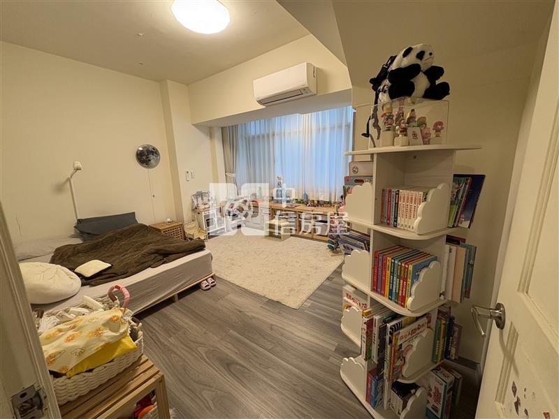 名格精裝大坪數4房車房屋室內格局與周邊環境