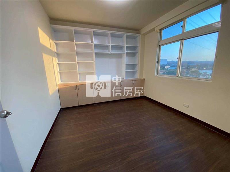 楊湖路湖適公寓四大房+車位房屋室內格局與周邊環境
