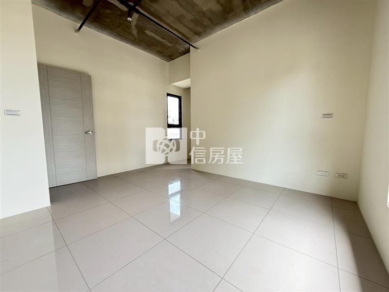 (春福興波)樹孝商圈春福興波三房連號平車房屋室內格局與周邊環境