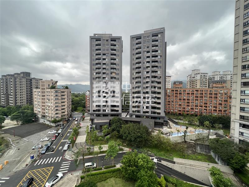 礁溪市心高樓邊間景觀2房房屋室內格局與周邊環境