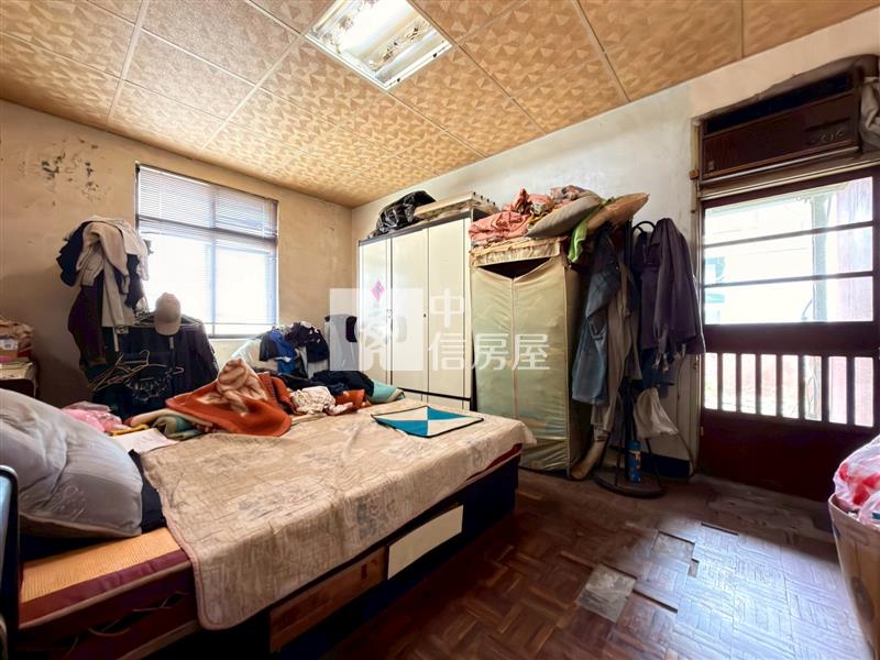 新竹後火車站大地坪邊間透天房屋室內格局與周邊環境