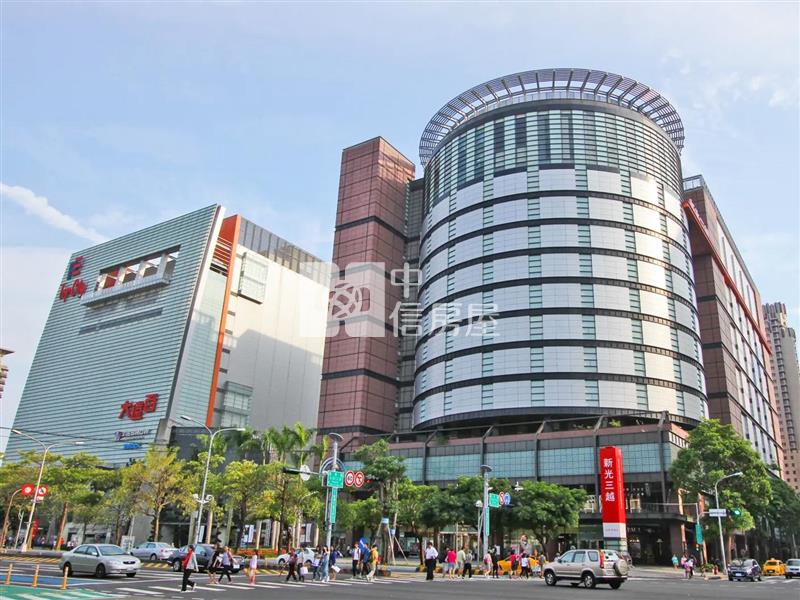 低總價上安路面公園店面房屋室內格局與周邊環境