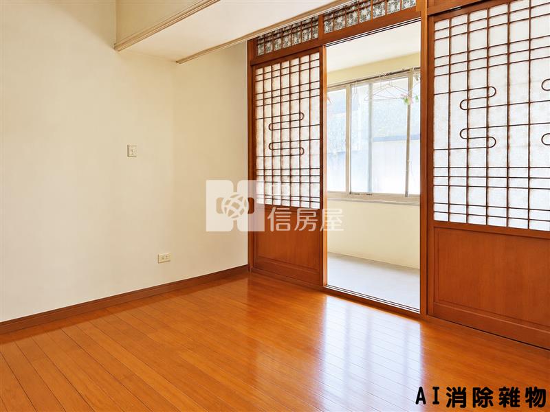 低總價上安路面公園店面房屋室內格局與周邊環境