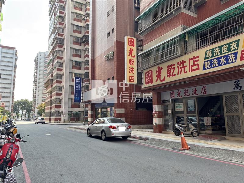左營火車站翠華國宅邊間三房房屋室內格局與周邊環境