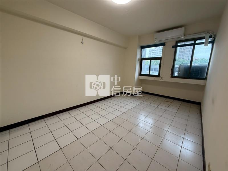 健康市場最俗3樓公寓房屋室內格局與周邊環境