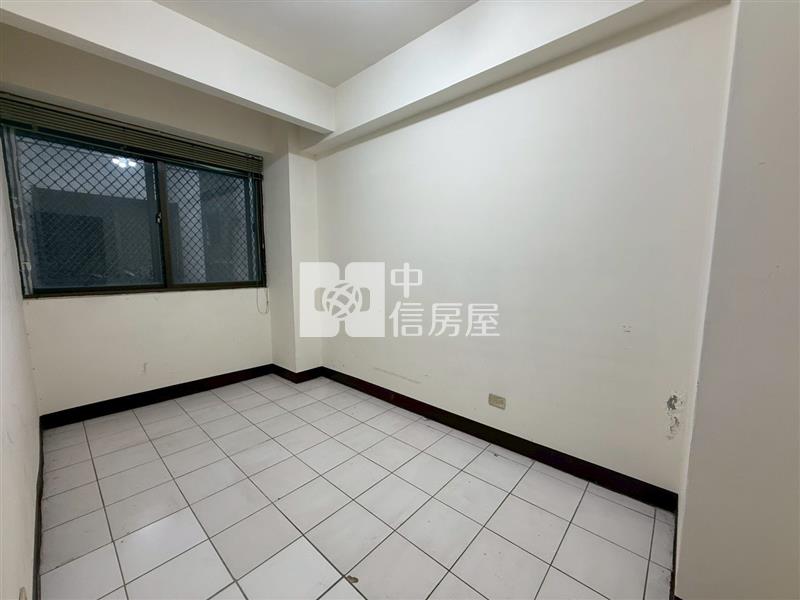 健康市場最俗3樓公寓房屋室內格局與周邊環境