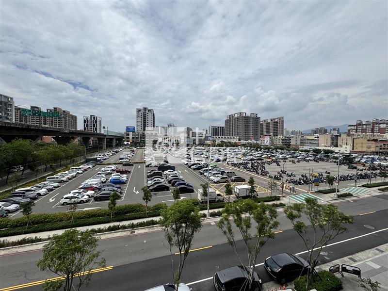 昕光之櫻|全新大套房附平車房屋室內格局與周邊環境