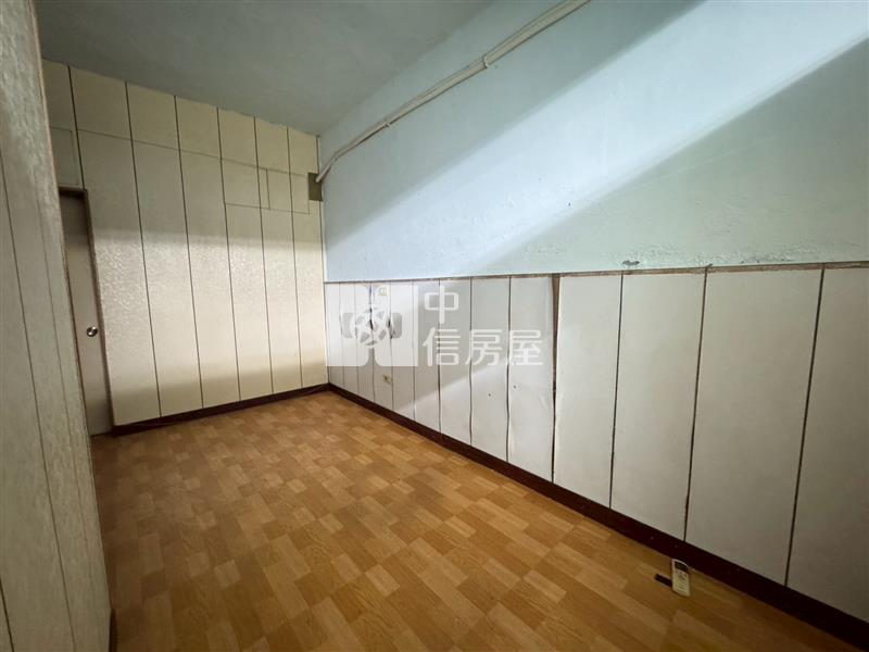南新街住店合一稀有一樓房屋室內格局與周邊環境