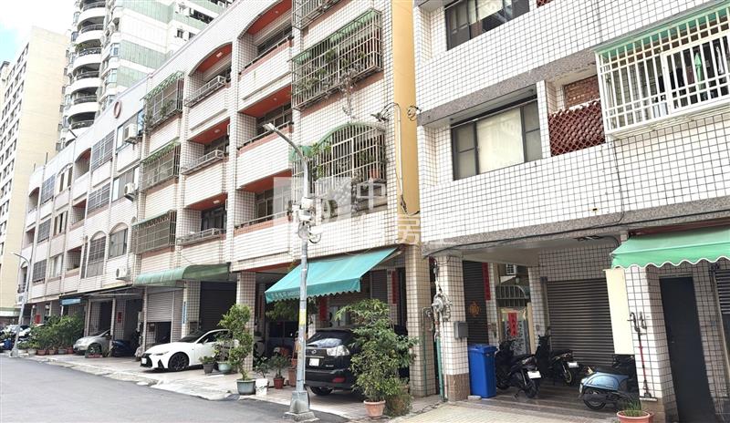 中科世貿臨路透天房屋室內格局與周邊環境