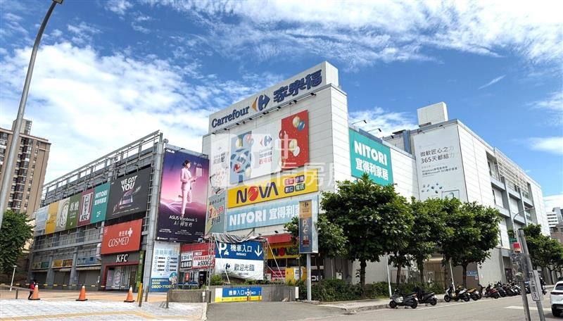 中科世貿臨路透天房屋室內格局與周邊環境
