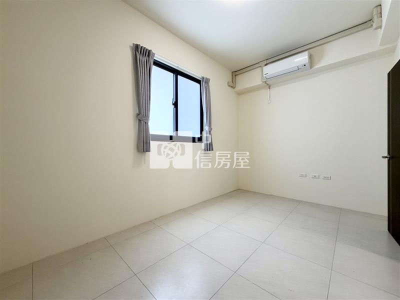 弘光靜宜綠活HOUSE前院車庫全新別墅房屋室內格局與周邊環境