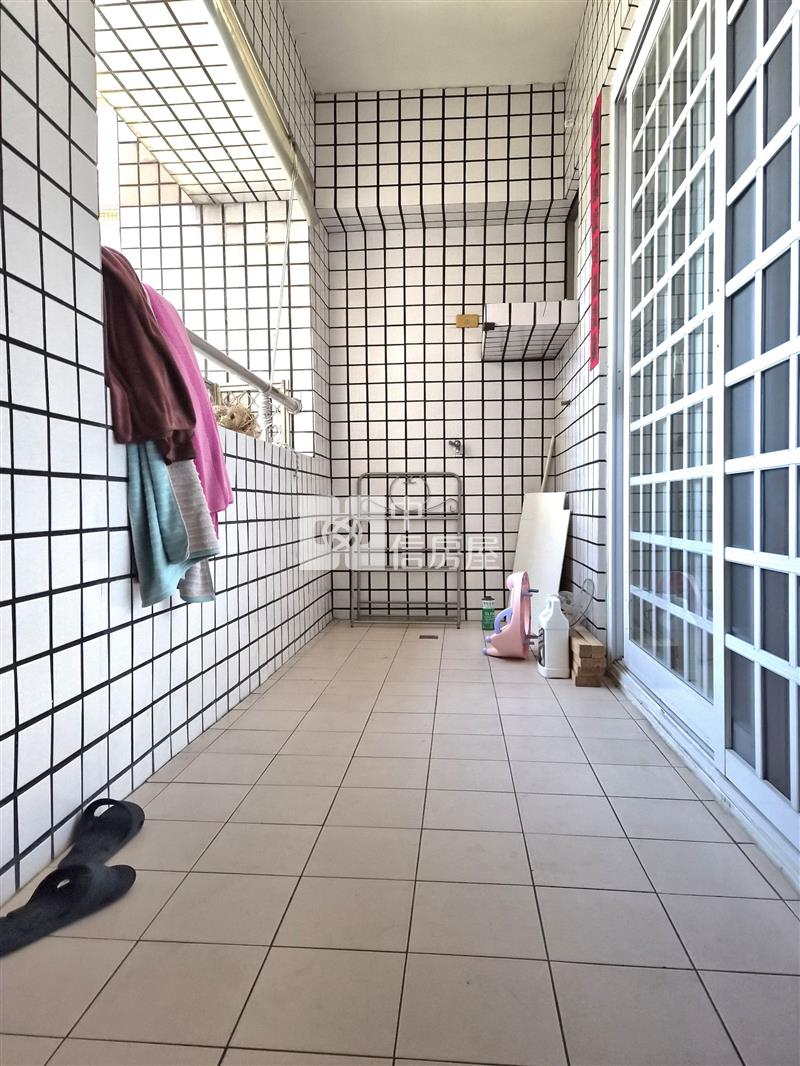 南應大鹽行商圈四房電寓房屋室內格局與周邊環境